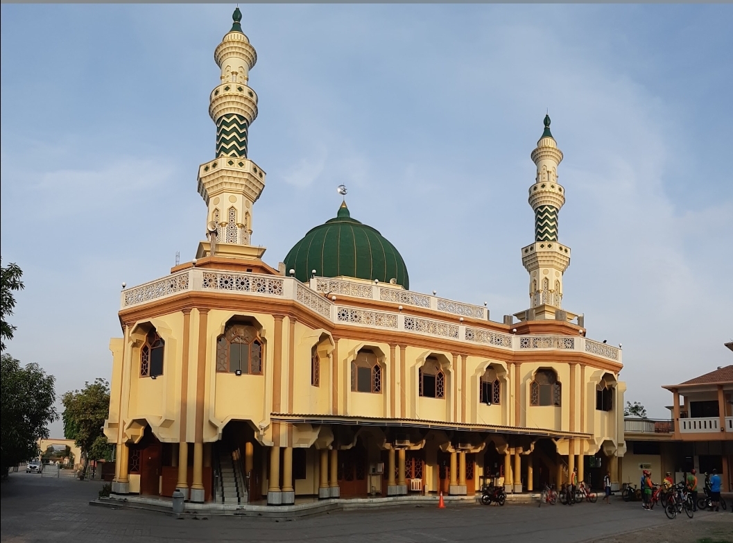 Masjid Asysyuhada Harapan Indah Bekasi